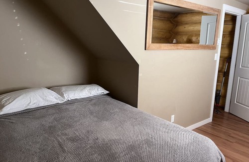 Lac Le Jeune Cabin | Scenic Haven #12