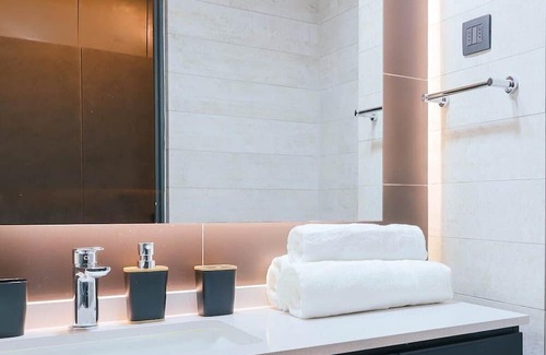 Las Condes Apartment | High Studio, Gym and Parking