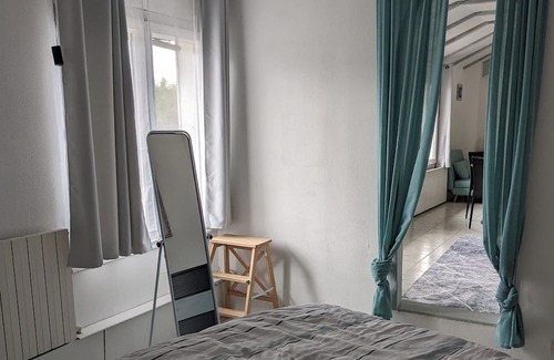 Saint-Remy-les-Chevreuse Apartment | Calm, spacious apartment; 23 minutes from an RER station in the Chevreuse Valley