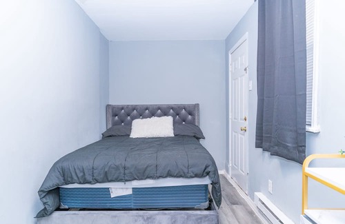 East Mount Airy Apartment | Newly renovated 2 bedroom apartment