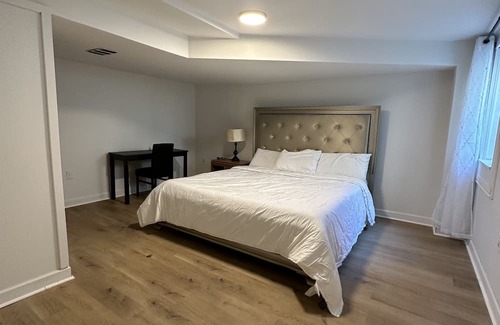 Easton House | Cozy and comfortable guest suite close to Easton and Airport.