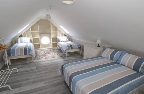 Jamestown Cottage | KILCLARE LODGE, character holiday cottage in Kilclare, County Leitrim