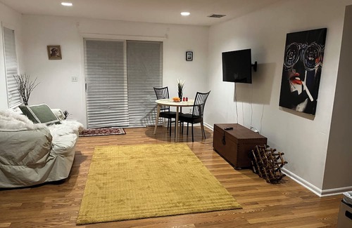 Dumont Apartment | Cozy 1 bedroom apartment in Bergen County. Just 20 mins from NYC.