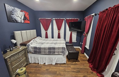 Hanover House | Cozy One Bedroom Basement Apartment