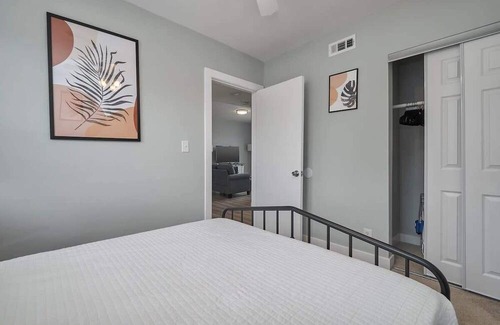 Cottage Line Apartment | *Waterview/Pool* Coastal Breeze Suite @ Salt & Sea