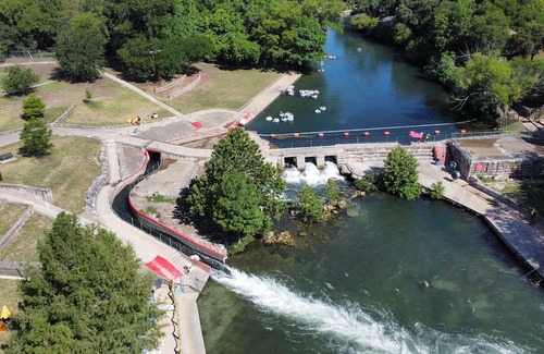 New Braunfels Condo | Waterfront Condo on the Comal River. Camp Warnecke C203.