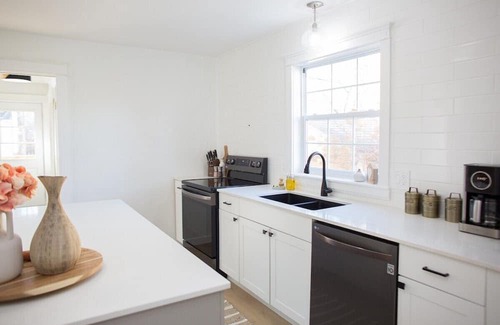 Fredericton Apartment | Enjoy easy access to everything from this perfectly located home base