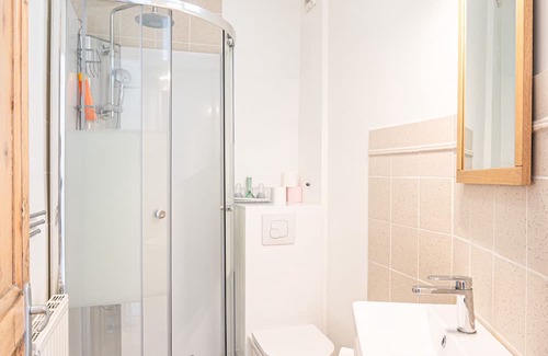 Cote Ouest Ormeaux Apartment | Appartement à Deux pas de la Gare et Proximité Tram Pour Plage
