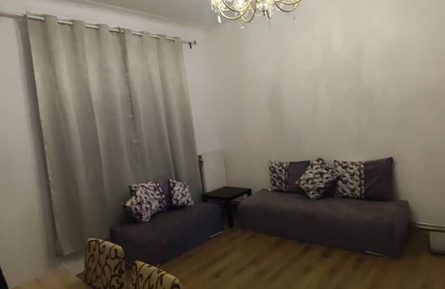 Ganshoren Apartment | Charming 3 bedroom apartments view of the Koekelberg Basilica