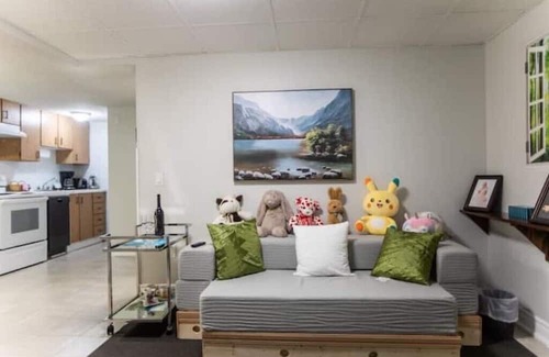 Kawartha Lakes Apartment | Country retreat- Tree farm stay