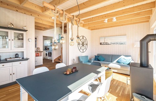 Olpenitz House | Snorri´s Stuga - Freistehendes Haus, Infrarot-sauna, Kamin, Badewanne, Terrasse