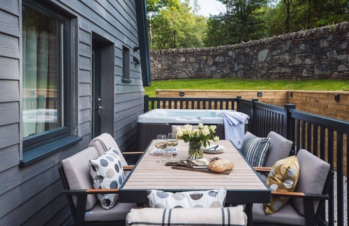Arrochar Cottage | Ardlui Retreat Lodge 4