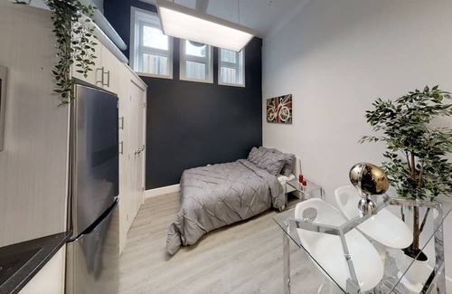 Sandy Hill Apartment | Private Bachelor in Sandy hill!
