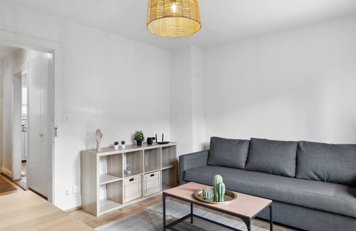 Wiedikon Apartment | Charming Home for Flexible Weekly/Monthly Rent