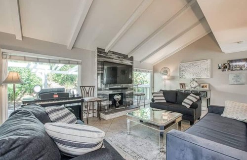 Mission Viejo House | 4Br/3Ba Gem in So. Orange County! Enjoy Lake & Pool Access. Your perfect retreat