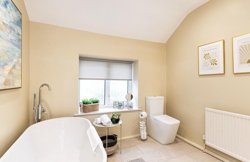 Ashford-in-the-Water Cottage | Cosy 3 bedroom cottage in Ashford in the Water, close to Bakewell & Chatsworth