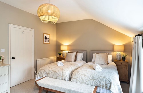 Ashford-in-the-Water Cottage | Cosy 3 bedroom cottage in Ashford in the Water, close to Bakewell & Chatsworth