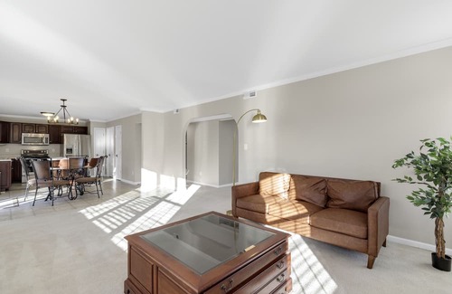 Fishers House | Fantastic 4 Bed - family Friendly! Quiet Retreat.