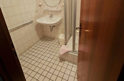 Schoden Hotel | Gasthaus Hotel Bidinger