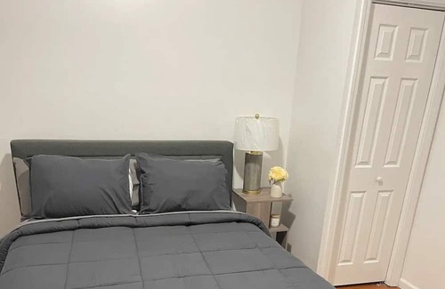 South Side Apartment | Modern 2 bedroom.