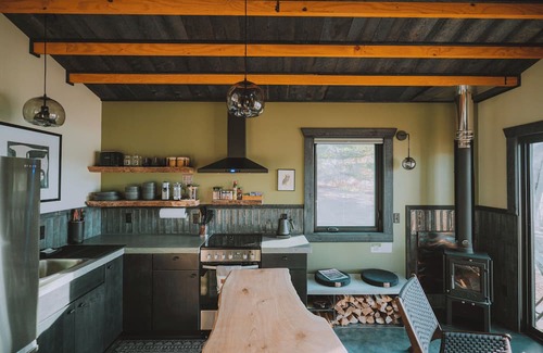 Ironton Cabin | Dragonfly Cabin | Ironton Island