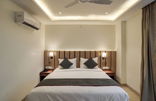 Knowledge Park III Hotel | OYO Collection O Hotel Sg Inn
