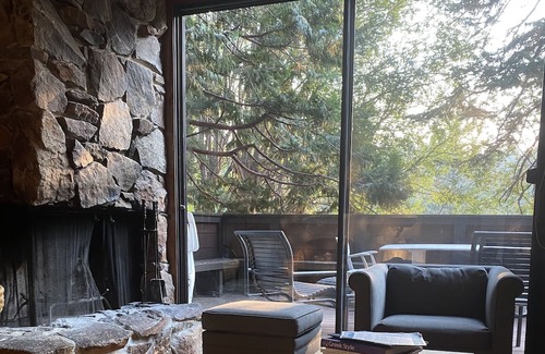 Tahoe City Condo | Tahoe Tavern Townhouse