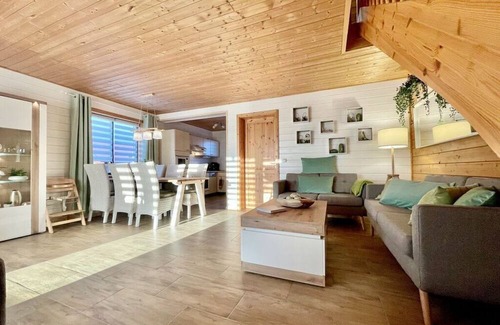 Hasselfelde House | Lucky piece of modern retreat