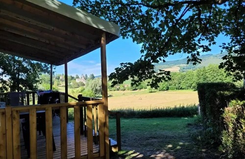Saint-Point House | Flower Camping du Lac de Saint Point Lamartine - Saône et Loire - Southern Burgundy * - Premium mobile home 35m² - 3 bedrooms - Castle view - covered terrace for 6 people
