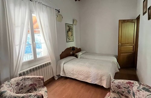 Navarra Pyrenees Apartment | Apartment 'Etxezurialde Ll' with Mountain View, Private Terrace and Wi-Fi