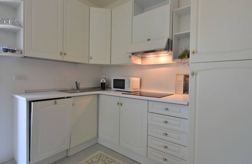 Mello Apartment | Nice apartment for 4 people with A/C, WIFI, TV, terrace, pets allowed and parking