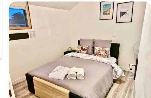 Vaires-sur-Marne Apartment | Appartement n°6 2 Pièces Tres Confortable au Calme Cosy Paris et Disneyland