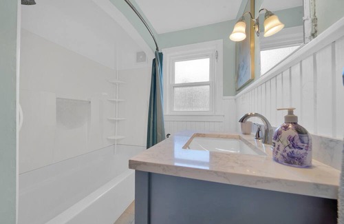 Lexington House | 2 cozy homes on Lake Huron!