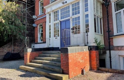 Sefton Park Apartment | Beautifully Lit Airy 1-Bed Apartment in Liverpool