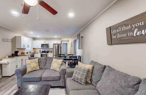 McKinney House | Dog-friendly home near downtown with grill, streaming, washer/dryer, small deck
