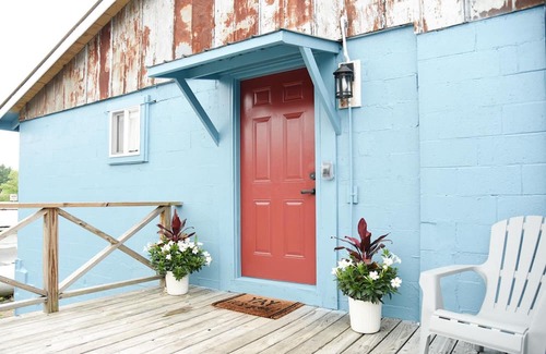 Tracy City House | Goat Pen Hostel - Gizzard South
