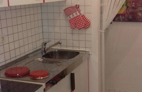 Langwasser Nordwest Apartment | Studio Apartment 'Ferienwohnung Nahe Der Messe' with Balcony and Wi-Fi
