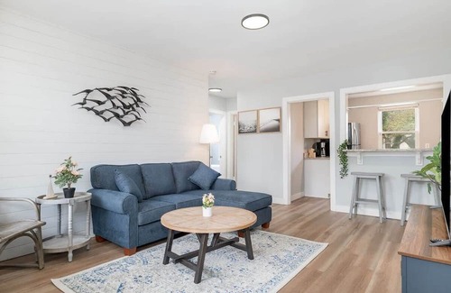 Cottage Line Apartment | 2BR Ocean Oasis Suite | Beach | Pool