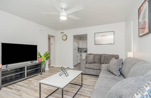 Northeast Virginia Beach House | Wake Forest Bungalow