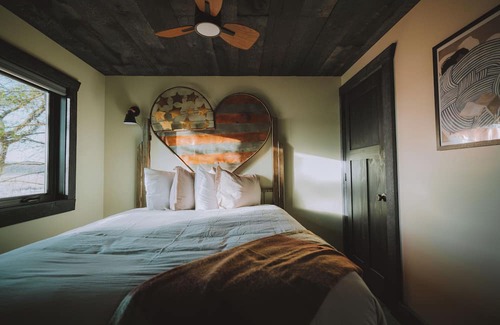 Ironton Cabin | The Iron Owl | Ironton Island
