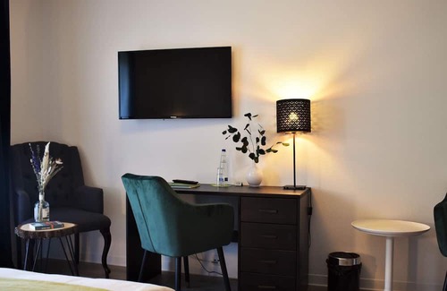 Diessen am Ammersee House | Dreibettzimmer mit Balkon - Hotel zum See Garni
