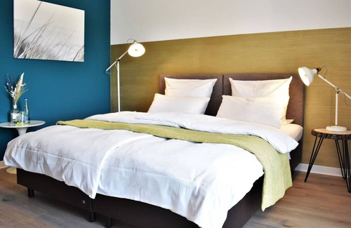 Diessen am Ammersee House | Dreibettzimmer mit Balkon - Hotel zum See Garni