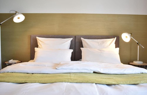 Diessen am Ammersee House | Dreibettzimmer mit Balkon - Hotel zum See Garni