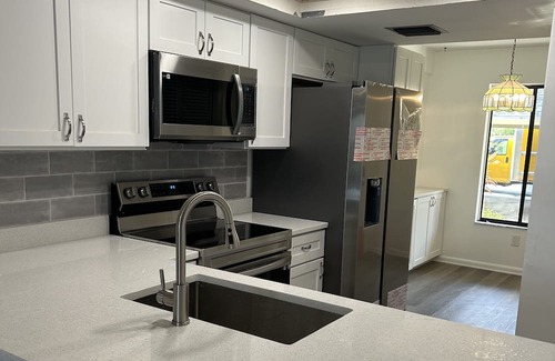 Riverbend Country Club Condo | Pet Friendly Waterfront Condo Close to Downtown Fort Myers/Convention Center!