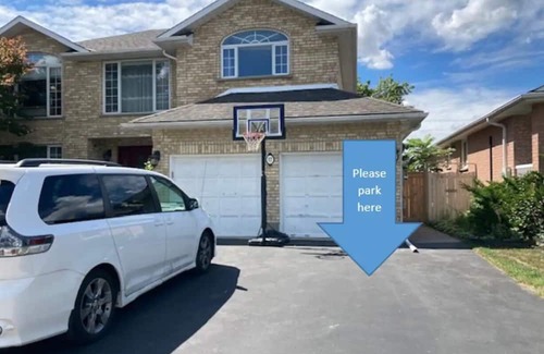 Guelph House | Beautifully 1 bedroom suite in Guelph