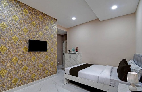 Dharmatala Hotel | OYO B.K International Guest House