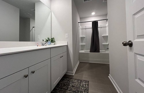 Forestbrook House | Massive New Construction Home w/ King Beds & More!