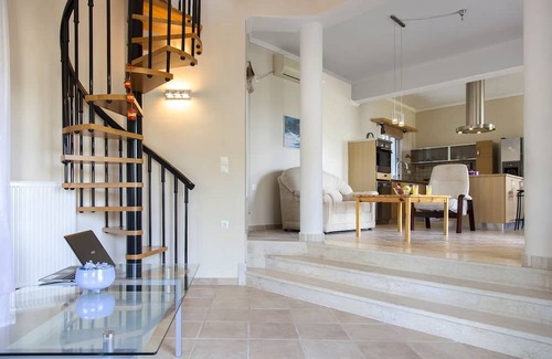 Katokhorion Villa | Villa Victoria Lefkada - 3 Bedroom Villa w private Pool