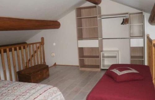 Berre-l'Etang Apartment | Studio Situé en Bordure D'étang et en Plein Coeur de la Provence