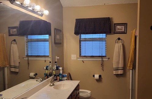 Horn Lake House | 3 BD Home Rental Near Walking Trail